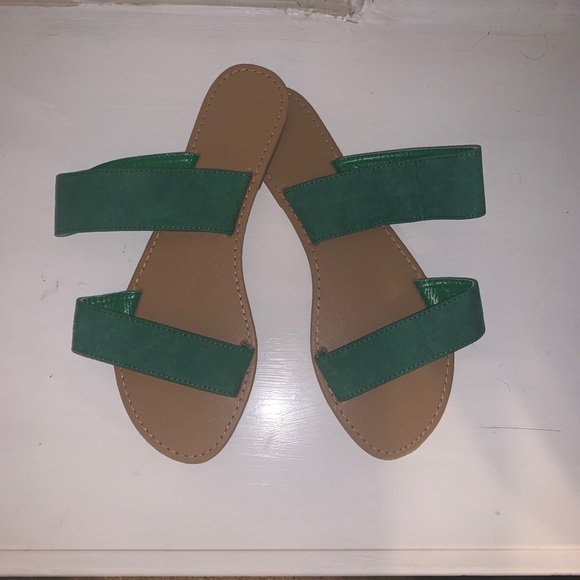 Charlotte Russe Shoes - Kelly Green Sandals (Charlotte Russe) *NEVER WORN*